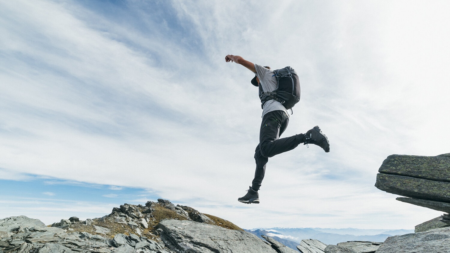 https://www.camelbak.no/pub_docs/files/Lping/FW_OCTANE-9988.jpg