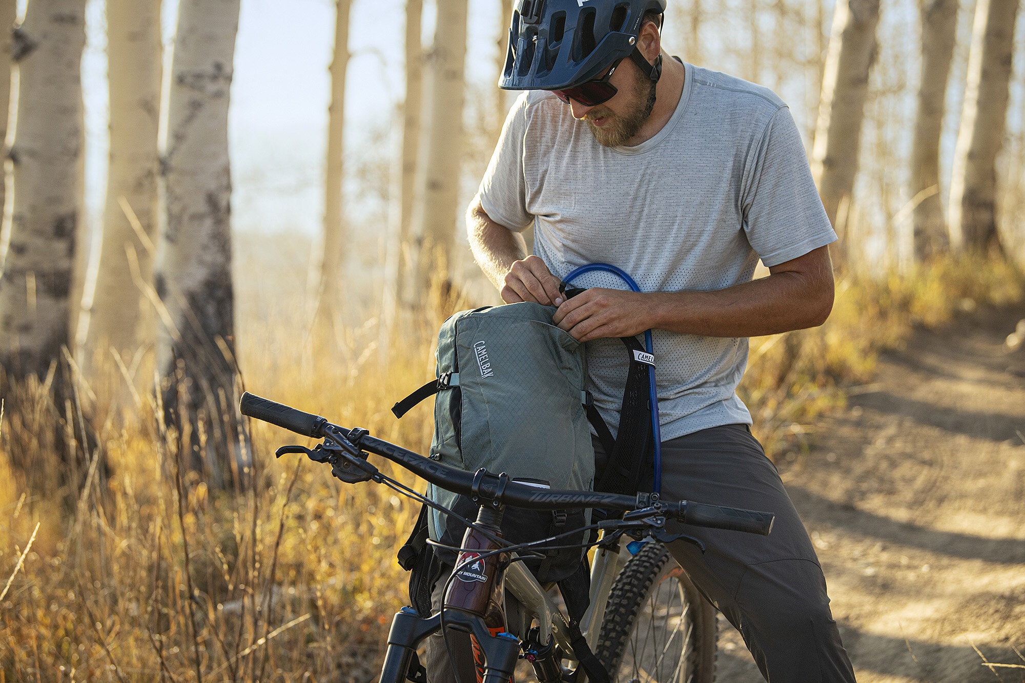 https://www.camelbak.no/pub_docs/files/VaskogrensavCamelbak/IMC_3644.jpg